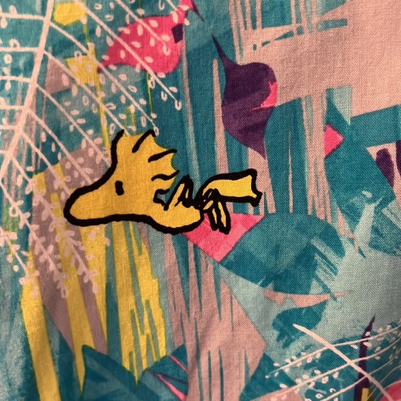 Peanuts Woodstock Scrub Top Size Medium Nurse Doctor Dentist Yellow Purple Blue - Picture 9 of 11